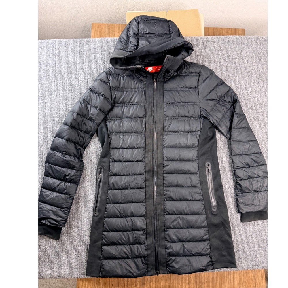Nike Aeroloft Running Jacket Womens Small Black Puffer Hooded Full Zip Insulated